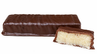 Turrón de Coco con Almendra bañado al Chocolate